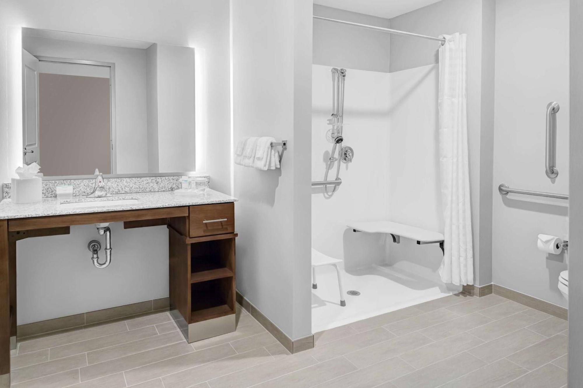 Homewood Suites By Hilton Wauwatosa Milwaukee מראה חיצוני תמונה